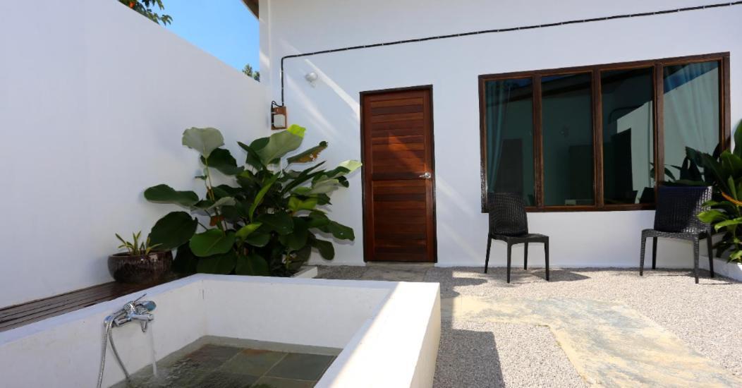 Rafflesia Resort Lundu Exterior photo